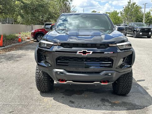 New 2026 Chevrolet Colorado ZR2 w/ Technology Package AWD/4WD image 9