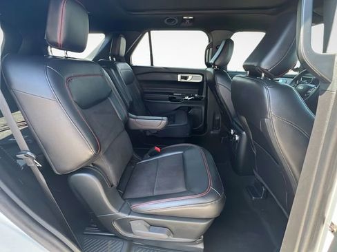 Used 2023 Ford Explorer ST-Line w/ Class IV Trailer Tow Package RWD image 25