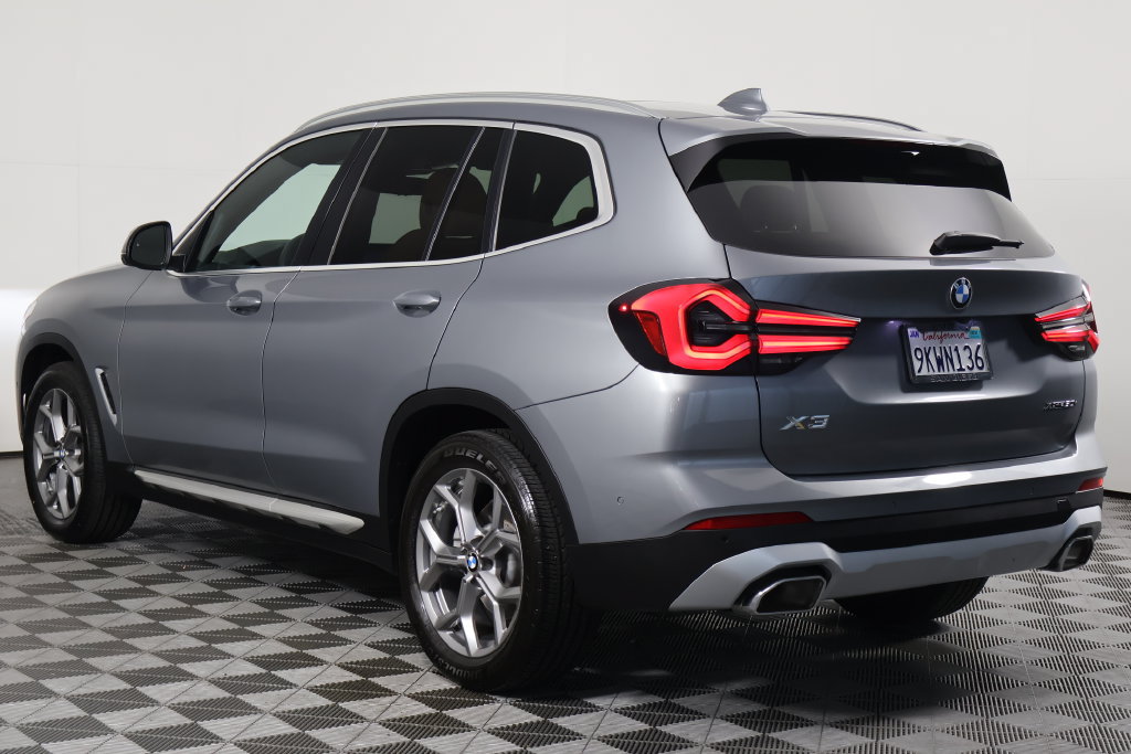 Certified 2024 BMW X3 xDrive30i w/ Premium Package AWD/4WD image 6