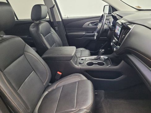 Used 2019 Chevrolet Traverse LT w/ LT Premium Package AWD/4WD image 21