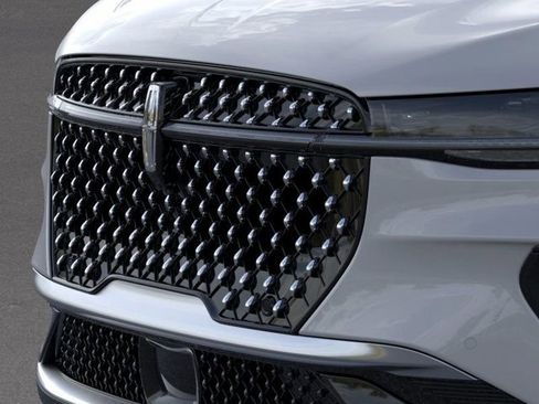 New 2026 Lincoln Nautilus Premier w/ Equipment Group 102A image 33