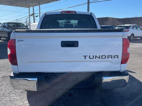 Used 2015 Toyota Tundra SR5 w/ TRD Off Road Package AWD/4WD image 6