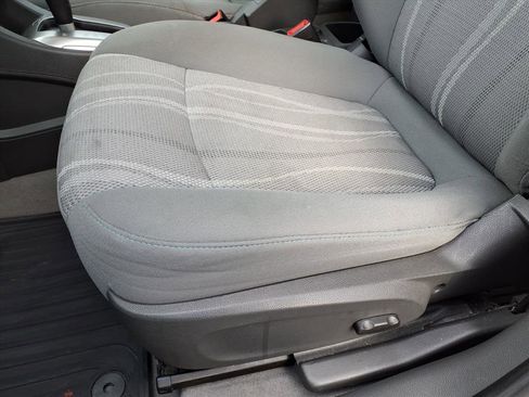 Used 2020 Chevrolet Sonic LT w/ Convenience Package image 12