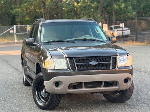 Used 2005 Ford Explorer Sport Trac XLS RWD image 4