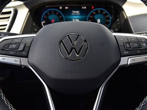 New 2026 Volkswagen Atlas Cross Sport SE AWD/4WD image 18