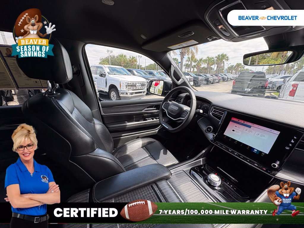 Used 2024 Jeep Wagoneer Series II w/ Flexible Seating Group RWD image 29