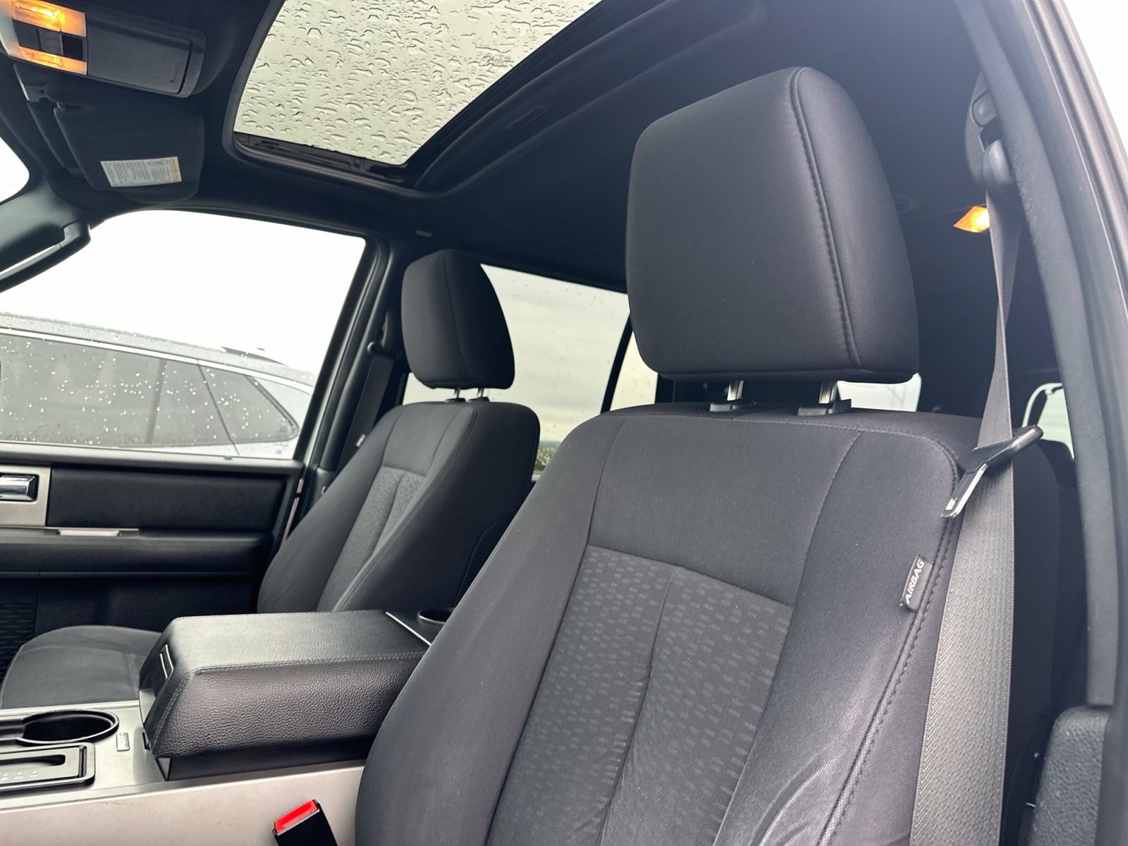 Used 2017 Ford Expedition XLT AWD/4WD image 14