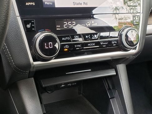 Used 2019 Subaru Outback 2.5i Touring w/ Popular Package #3A AWD/4WD image 23
