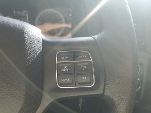 Used 2019 RAM 1500 Express image 15