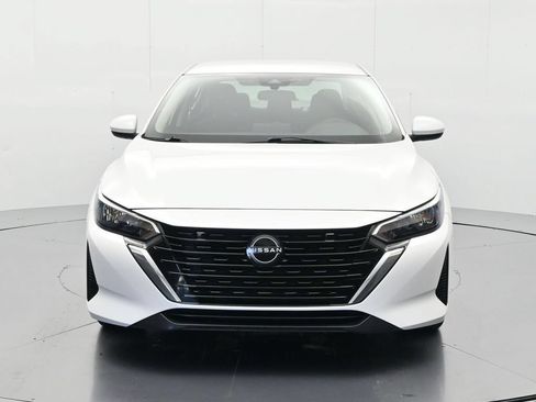 Certified 2024 Nissan Sentra SV FWD image 2
