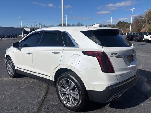 Used 2025 Cadillac XT5 Premium Luxury image 3