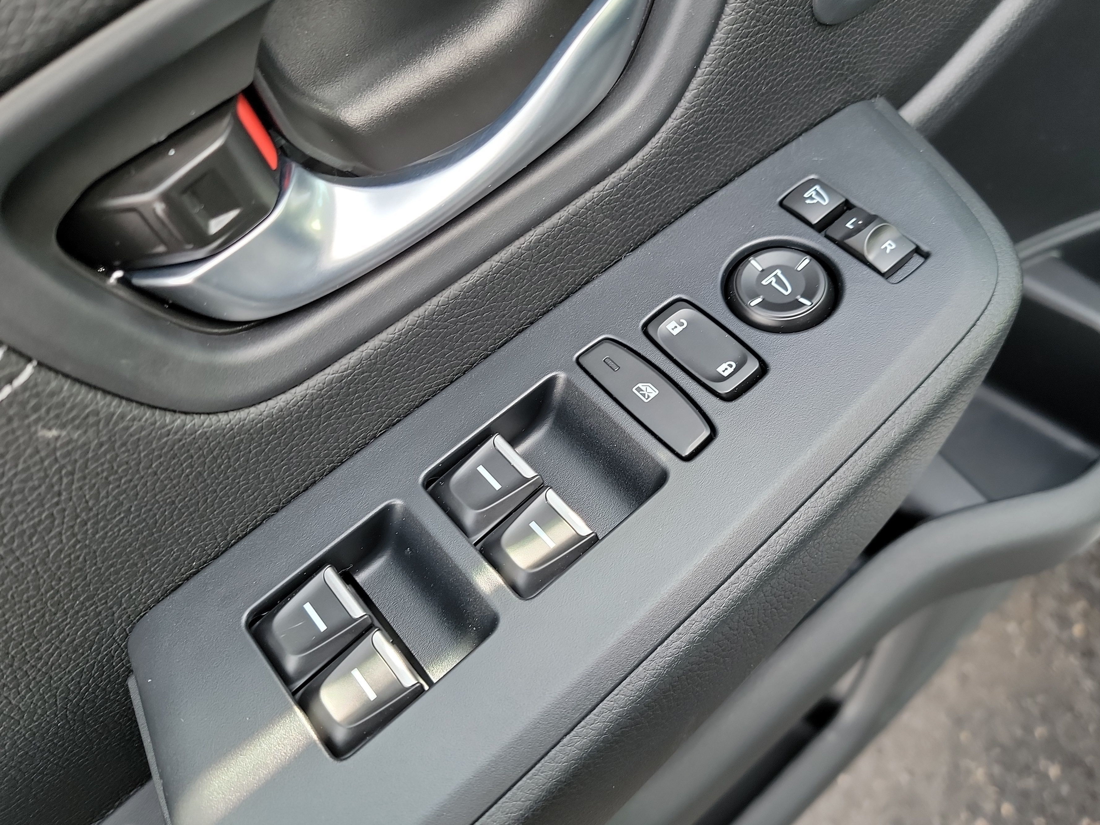 New 2026 Honda Pilot Touring image 8