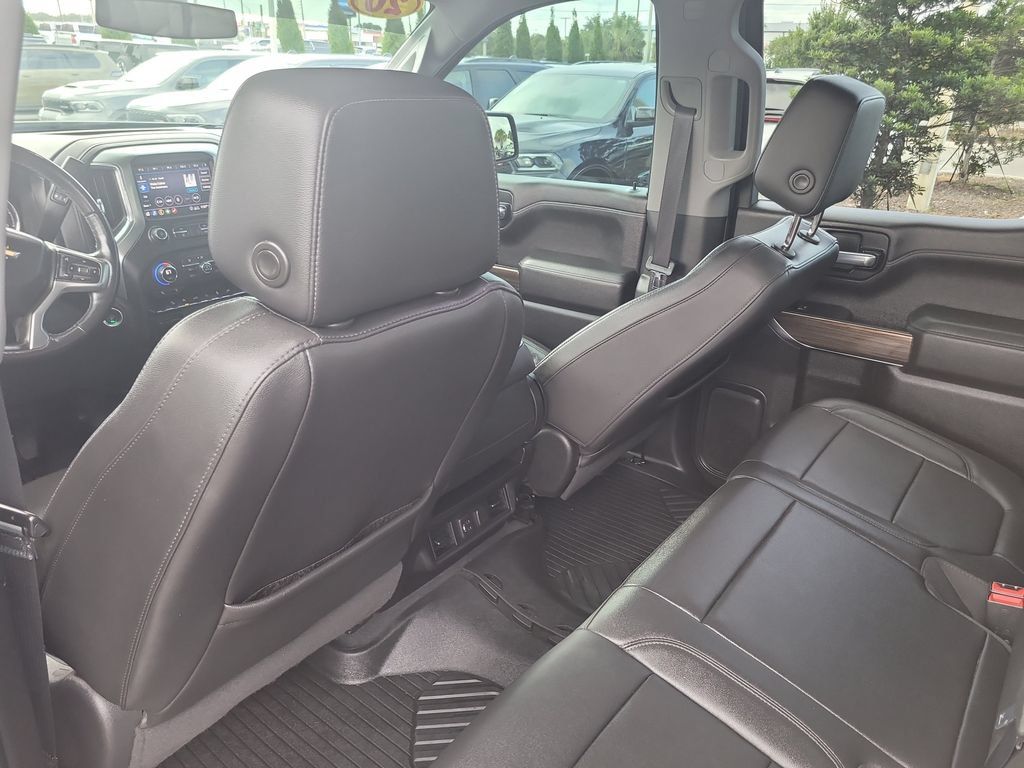 Used 2020 Chevrolet Silverado 1500 LT w/ All-Star Edition AWD/4WD image 12
