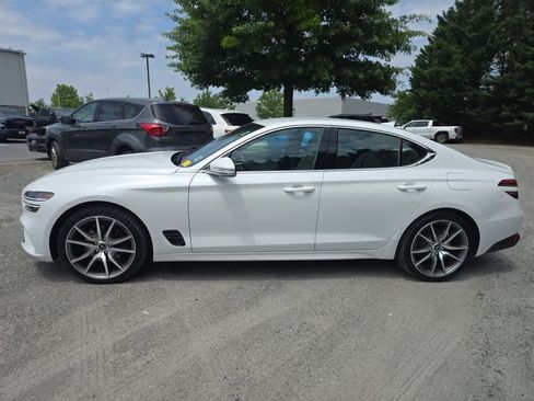 Used 2023 Genesis G70 2.0T AWD/4WD image 6