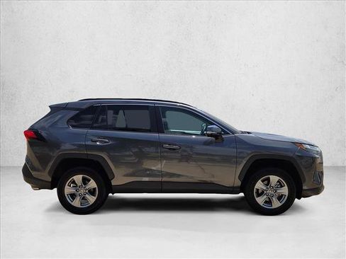 Used 2025 Toyota RAV4 XLE FWD image 4
