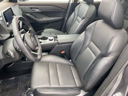 Used 2021 Nissan Rogue SV w/ Premium Package AWD/4WD image 11