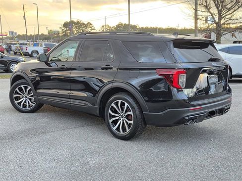 Used 2020 Ford Explorer ST w/ Premium Technology Package image 5
