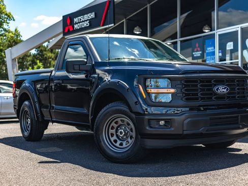 Used 2025 Ford F150 XL RWD image 1