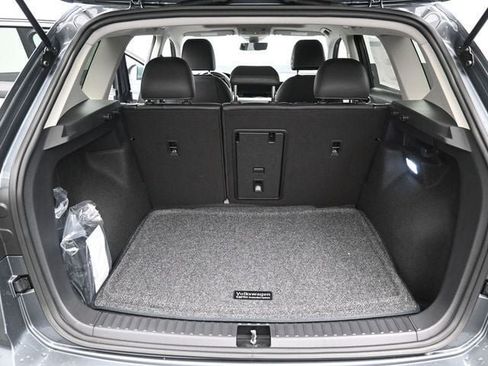 New 2026 Volkswagen Taos SEL AWD/4WD image 12