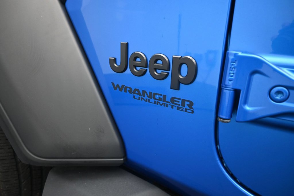 Used 2022 Jeep Wrangler Unlimited Sport AWD/4WD image 11