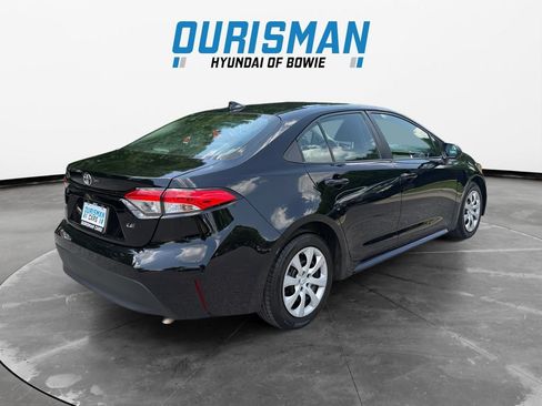 Used 2024 Toyota Corolla LE FWD image 6
