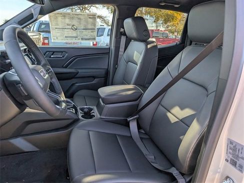 New 2026 GMC Canyon Elevation w/ Convenience Package image 18