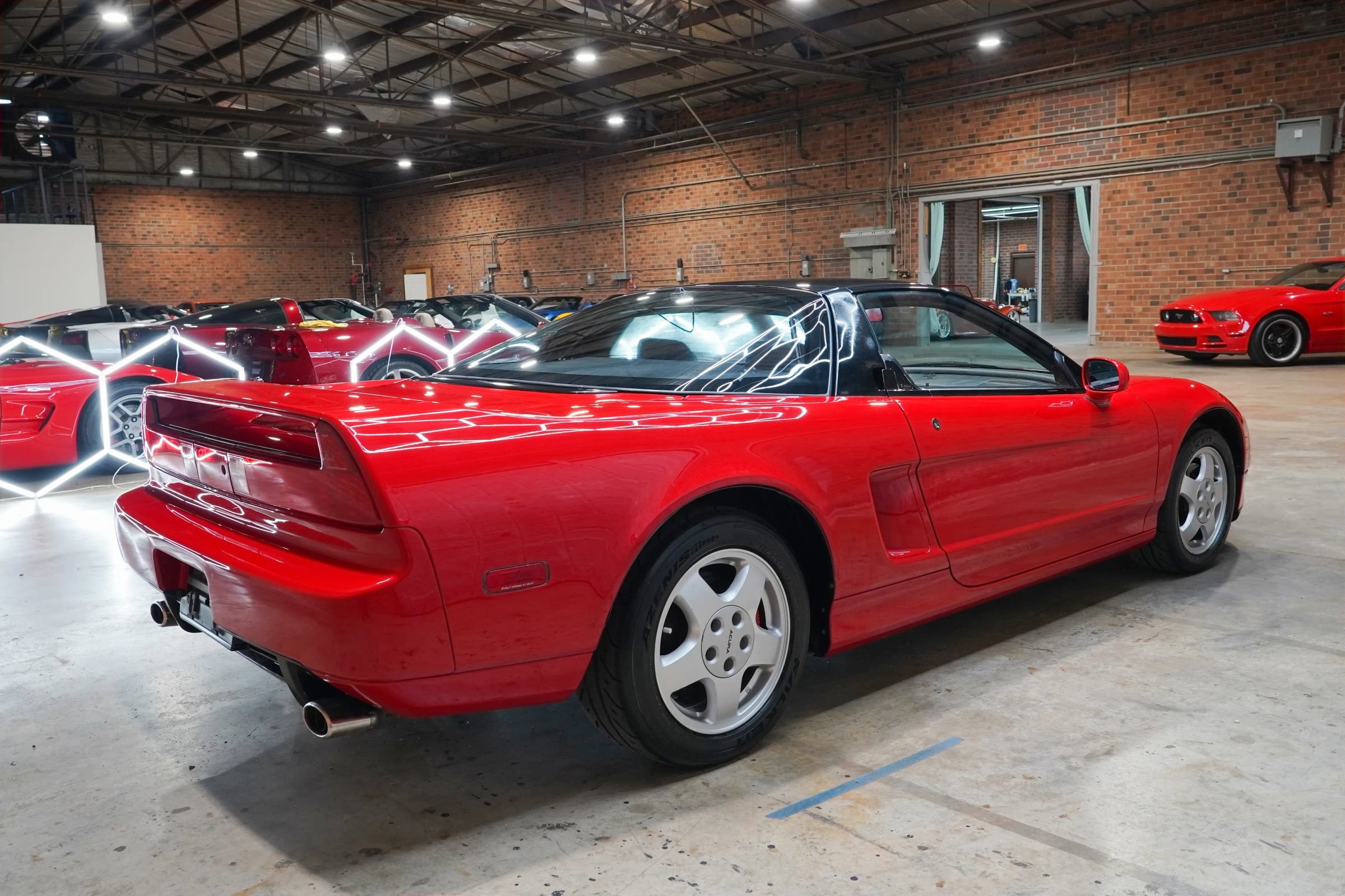 Used 1993 Acura NSX RWD image 13