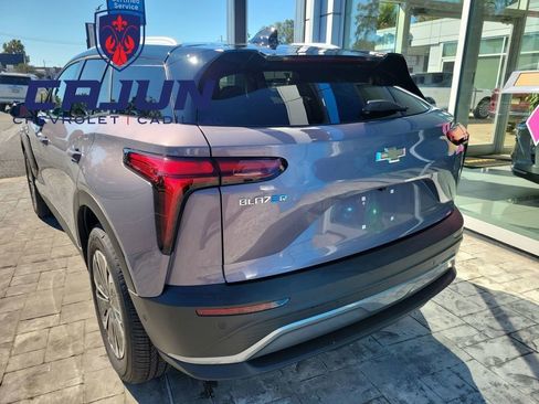 New 2025 Chevrolet Blazer EV LT w/ Super Cruise Package FWD image 5