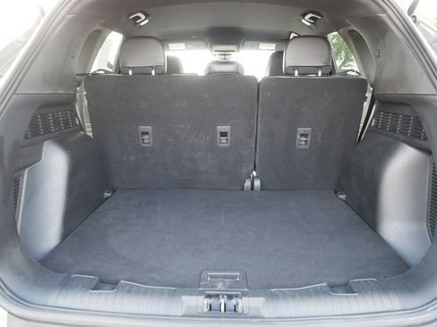 Used 2025 Ford Escape ST-Line AWD/4WD image 18