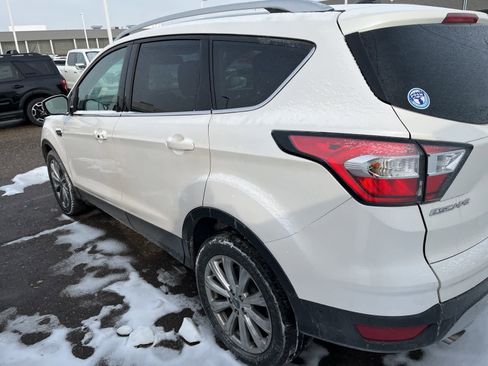 Used 2018 Ford Escape Titanium w/ Ford Safe & Smart Package image 8
