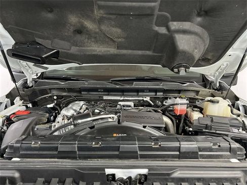 Used 2024 GMC Sierra 2500 SLT w/ SLT Premium Package image 29