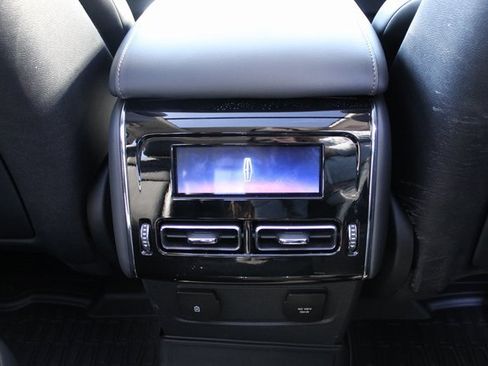 Used 2025 Lincoln Aviator Reserve w/ Equipment Group 201A image 21