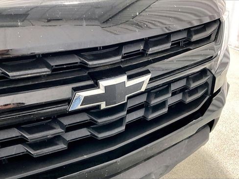 Used 2021 Chevrolet Colorado W/T w/ Custom Special Edition image 7