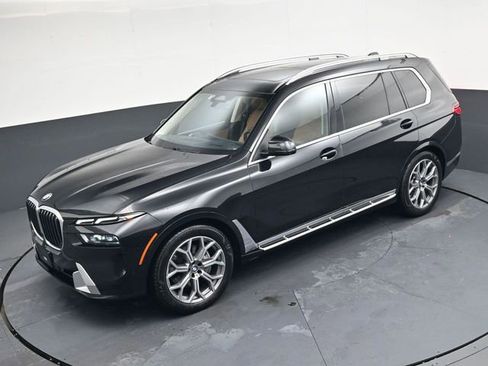 Used 2026 BMW X7 xDrive40i image 32