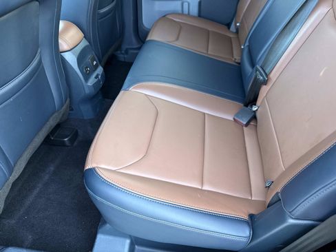 Used 2022 Ford Maverick Lariat w/ Lariat Luxury Package FWD image 10
