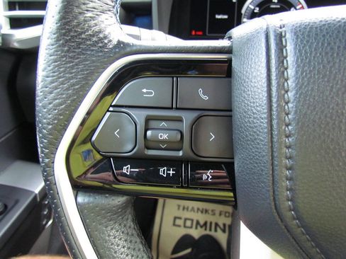Used 2023 Toyota Sequoia Platinum AWD/4WD image 28