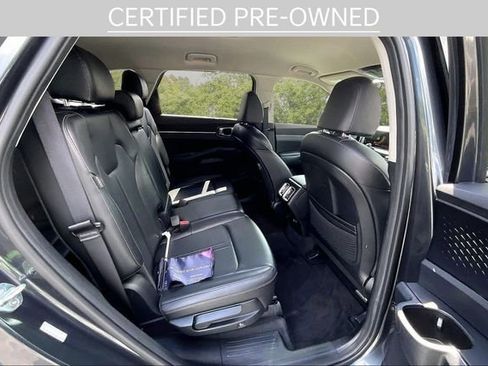 Certified 2024 Kia Sorento S FWD image 25