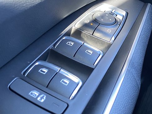 New 2026 Kia Sorento LX FWD image 11