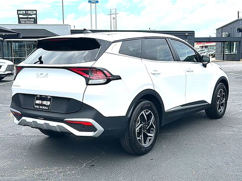 Used 2025 Kia Sportage LX FWD image 8