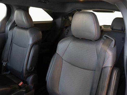 Used 2023 Toyota Sienna XSE image 18