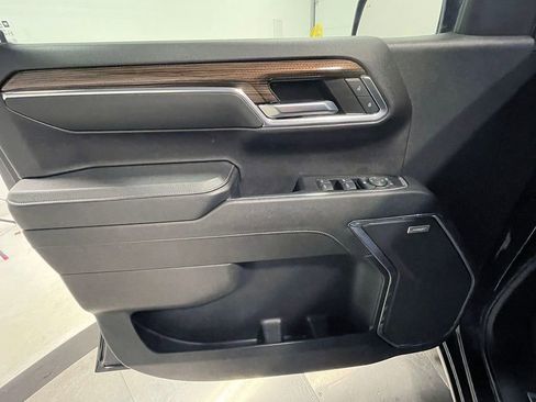 Used 2023 Chevrolet Silverado 1500 RST w/ Convenience Package II image 17