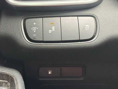 Used 2020 Kia Sorento LX w/ LX I4 Convenience Package FWD image 25