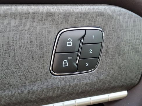 New 2026 Ford Explorer Platinum w/ LUX Leather Package image 19