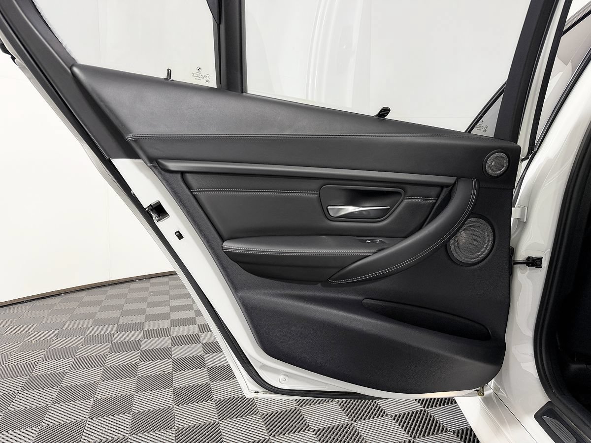 Used 2015 BMW M3 w/ Executive Package RWD image 48
