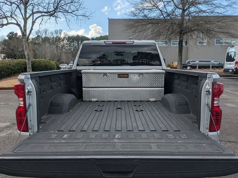 Used 2023 Chevrolet Silverado 3500 LT w/ Convenience Package image 6