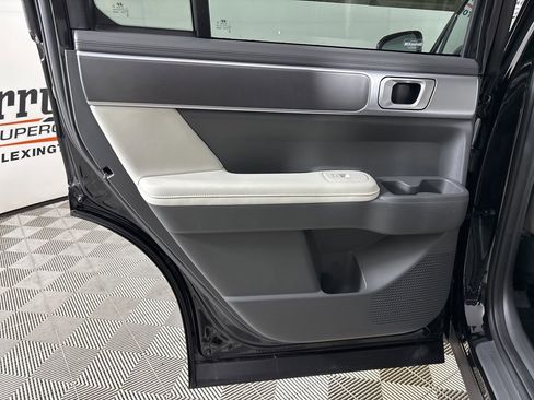 Used 2025 Hyundai Santa Fe SEL image 19