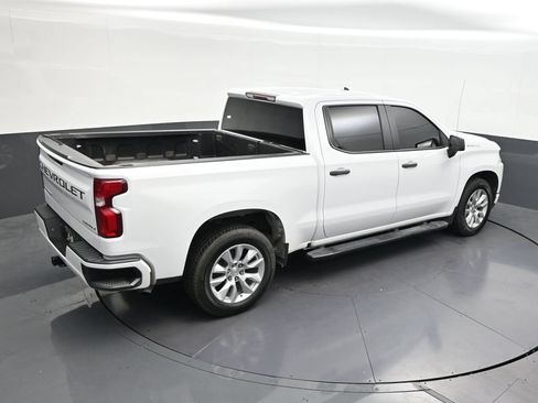 Used 2021 Chevrolet Silverado 1500 Custom RWD image 19