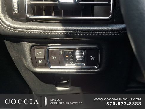 Certified 2023 Lincoln Nautilus AWD image 25