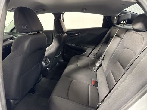 Used 2024 Chevrolet Malibu LT FWD image 17