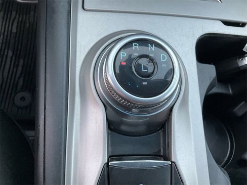 Used 2023 Ford Explorer XLT image 36